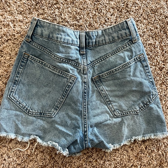 Jean shorts - Picture 2 of 3